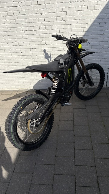 SurRon Light bee  Monster Energy